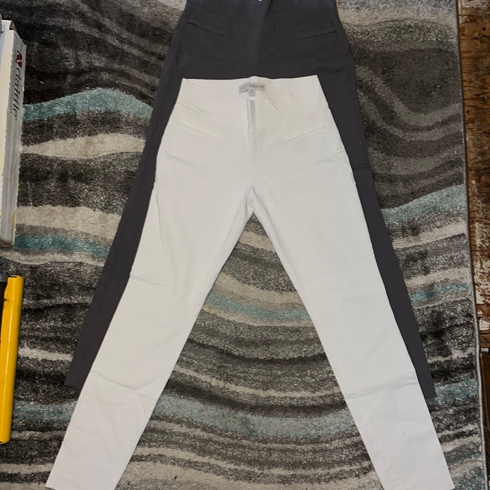 2 pair Guess jeggings style pants